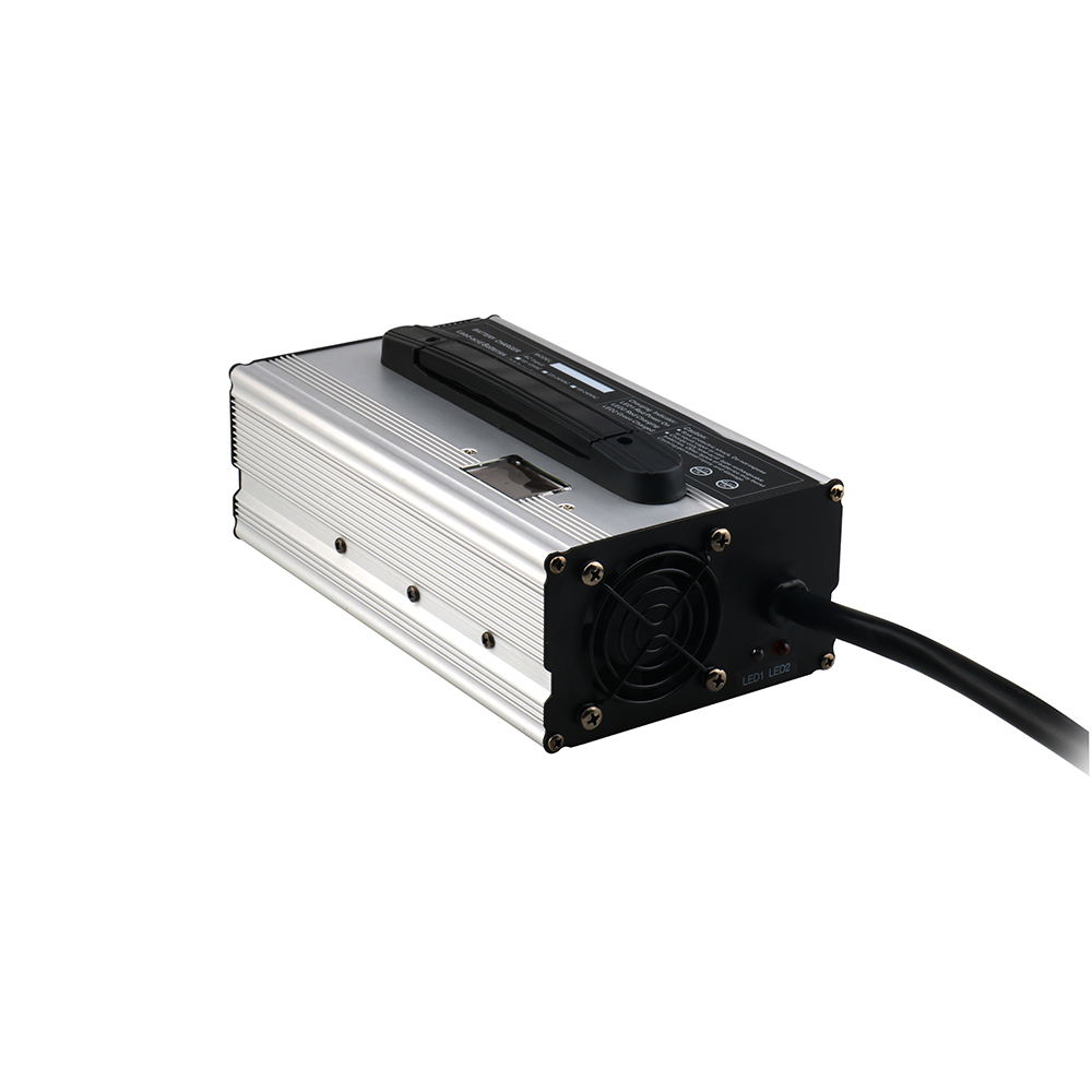 Ev Charger - DL900 LiFePO4 Snellader 48V 15A 900W